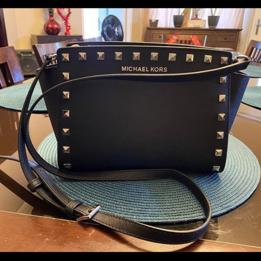 Michael Kors shoulder purse